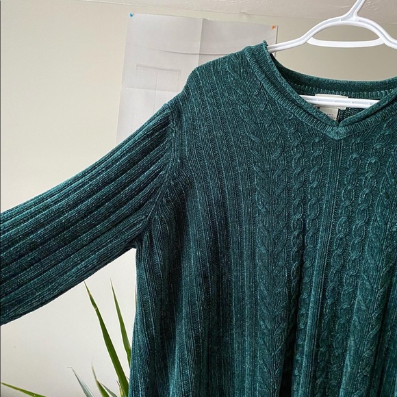 Vintage Cable Knit Sweater - Picture 2 of 3